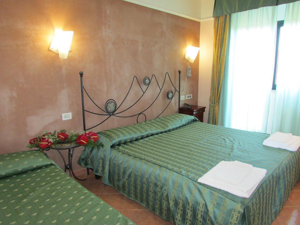 Emmaus Hotel Zafferana Etnea Rom bilde